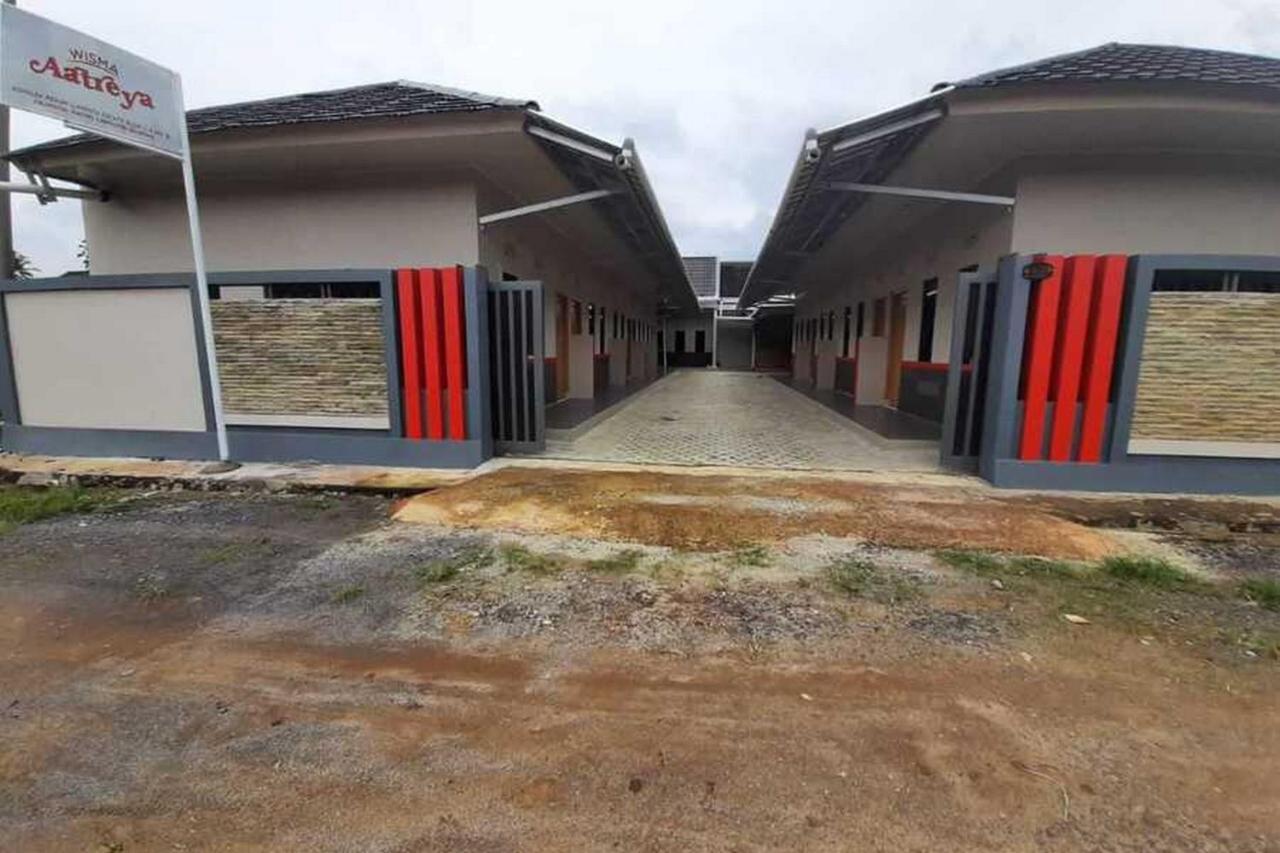 Reddoorz Syariah Near Hajimena Lampung Hotel Bandar Lampung Exterior foto