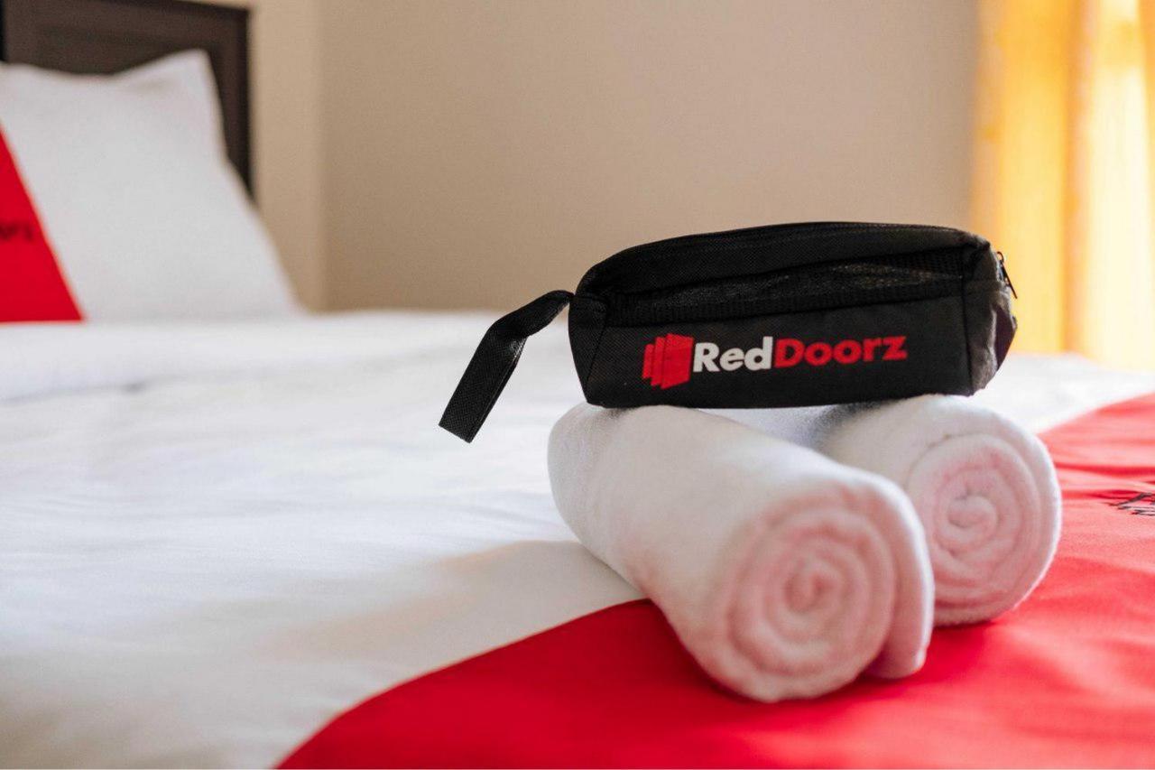 Reddoorz Syariah Near Hajimena Lampung Hotel Bandar Lampung Exterior foto